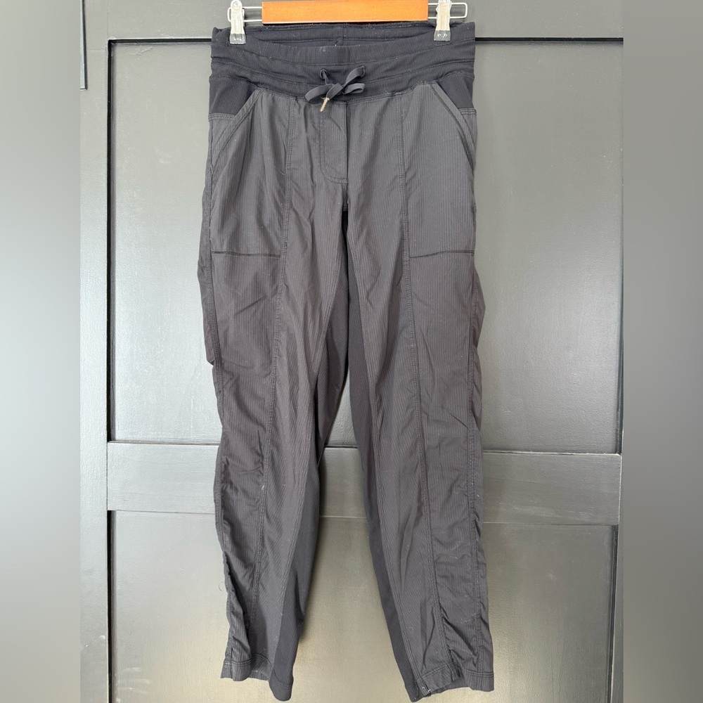 Lululemon dance studio (older style) joggers. Size 6